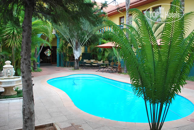 New photos from tourists Makalani Hotel 2*