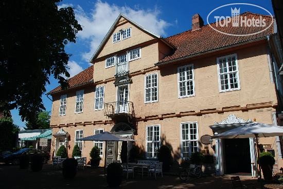 Hotelier's photos Althoff Hotel Fuerstenhof Celle 5*