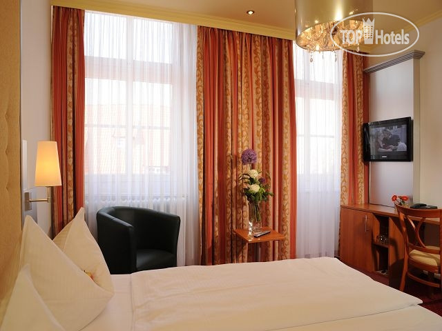 New photos from tourists Celler Hof 3*