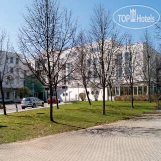 Фото NH Deggendorf