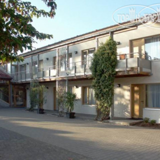 Фото Hotel Port Inn