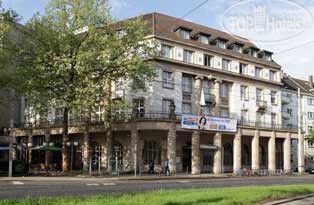 Hotelier's photos A&O Karlsruhe Hauptbahnhof 2*