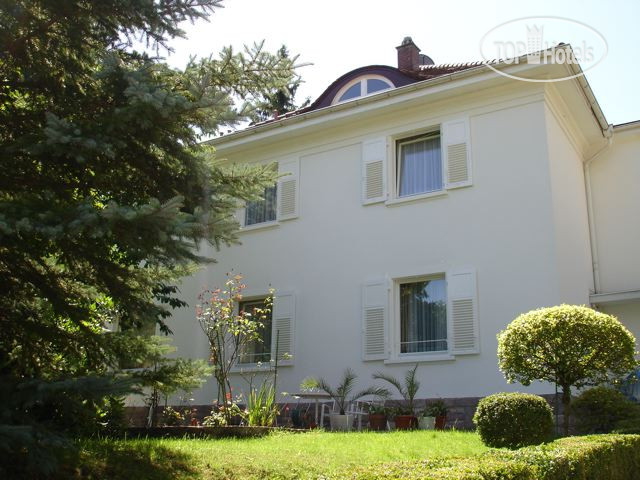Hotelier's photos Haus Sahlbach 3*
