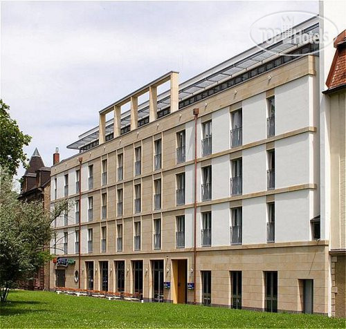 Hotelier's photos Holiday Inn Express Baden Baden 3*