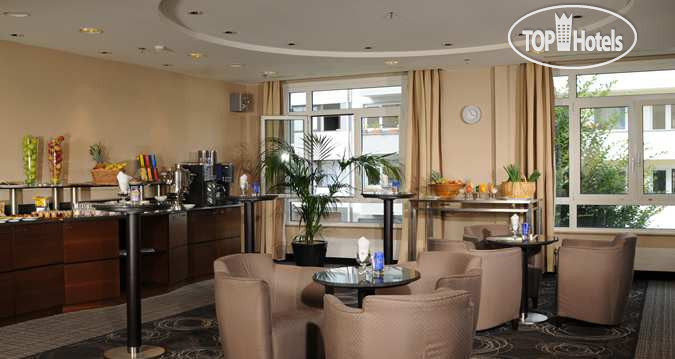 New photos from tourists Hilton Bonn 4*