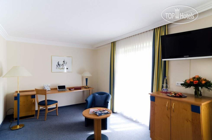 New photos from tourists Schmelmer Hof 4*