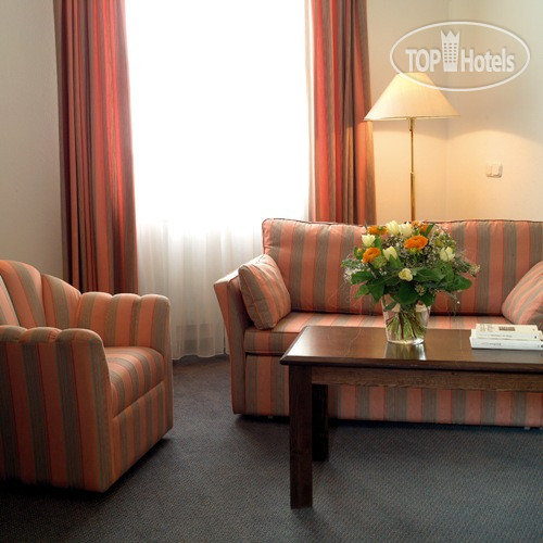New photos from tourists NH Kloesterle Noerdlingen 4*