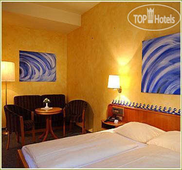 New photos from tourists Post Hotel Wurzburg 3*