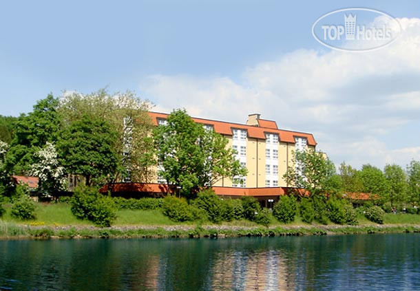 Hotelier's photos Ibis Styles Regensburg Hotel 4*