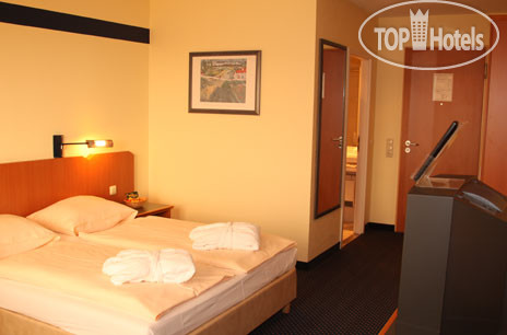 New photos from tourists Arcadia Coburg 4*