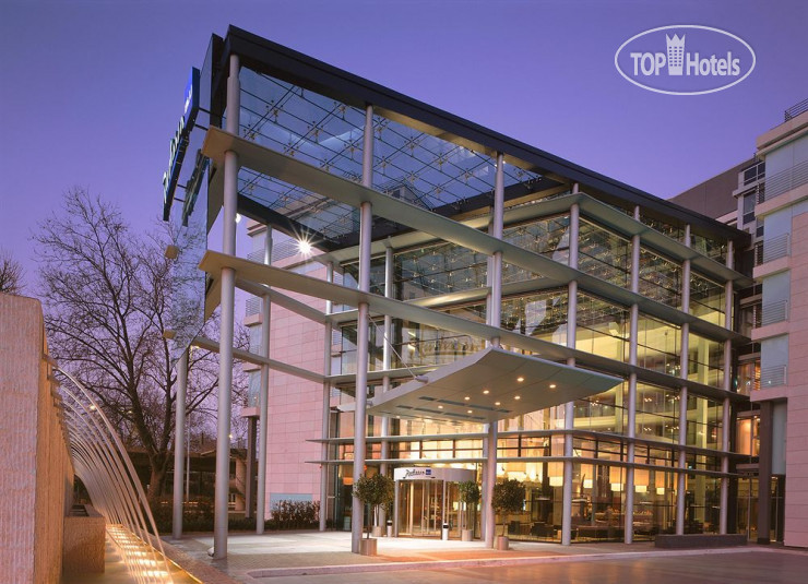 Hotelier's photos Radisson Blu Hotel Cologne 4*