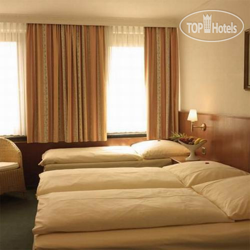New photos from tourists Amba Hotel 3*