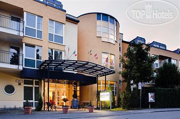 Hotelier's photos Park Inn Munich East 4*