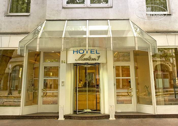 Hotelier's photos Novum Hotel Madison Dusseldorf 4*