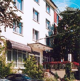Hotel photo Atrium 3*