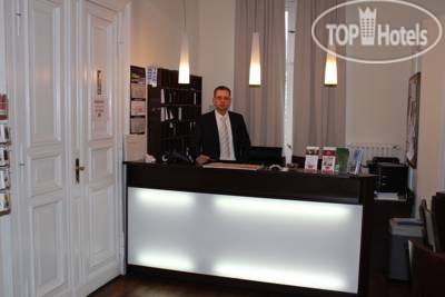 Hotelier's photos Upper Room Hotel Kurfurstendamm 3*