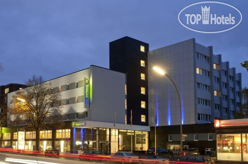 Hotelier's photos Holiday Inn Express Hamburg City Centre 3*