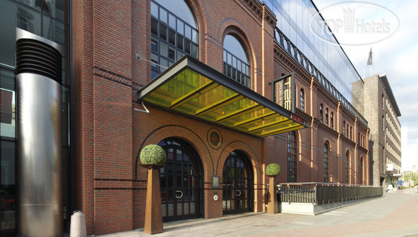 Hotelier's photos East 4*