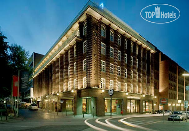 Фото Renaissance Hamburg