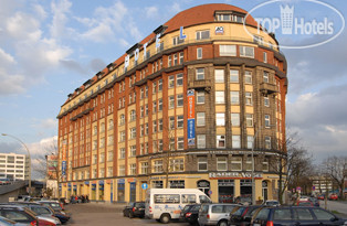 Hotel photo A&O Hamburg Hauptbahnhof 2*