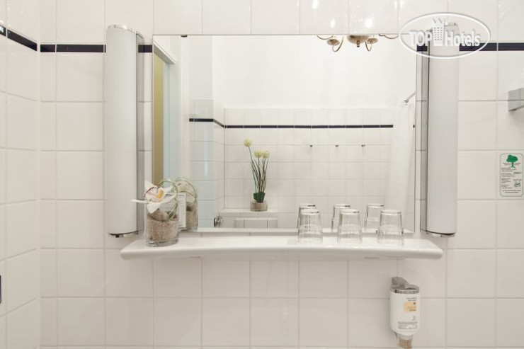 New photos from tourists Hotel Kronprinz Novum 3*