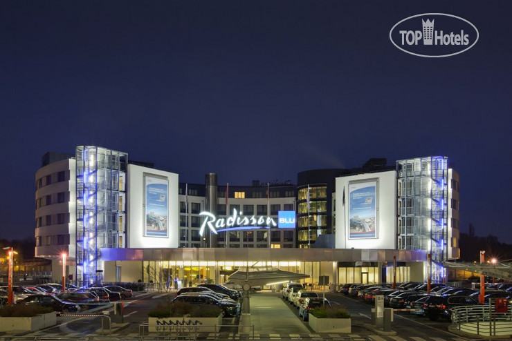 Hotelier's photos Radisson Blu Hamburg Airport 4*