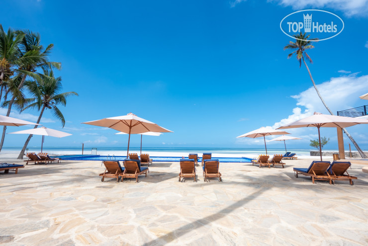 Фото Royal Mandarin Hotel & Resort (ex.Coral Reef Beach Resort)