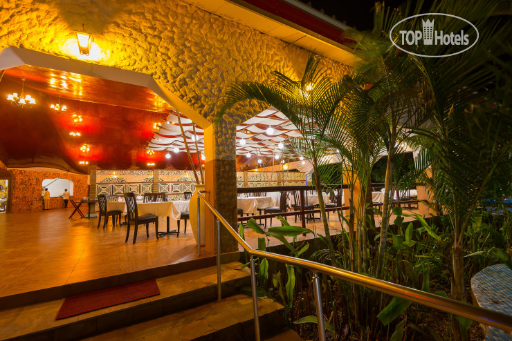New photos from tourists Azao Resort & Spa