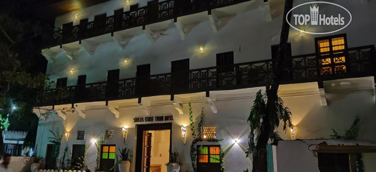 Hotelier's photos Smiles Stone Town Hotel