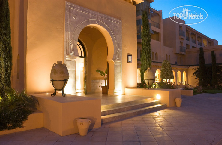Hotel photo Alhambra Thalasso 5*