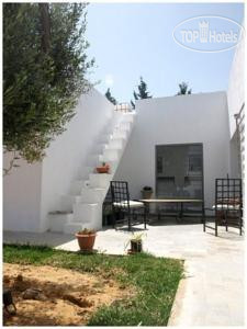 New photos from tourists Dar L Etoile
