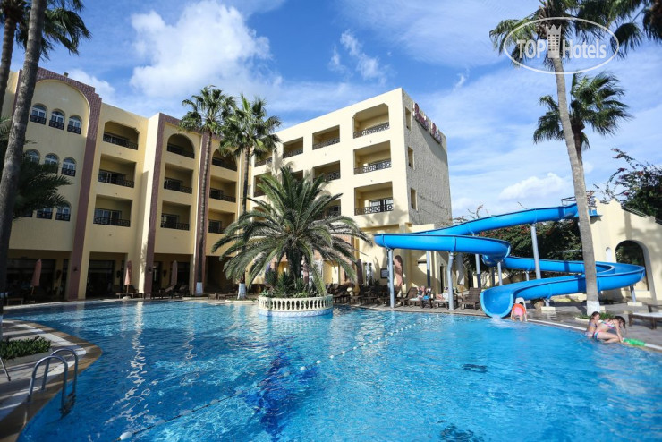 Hotel photo Paradise 4*