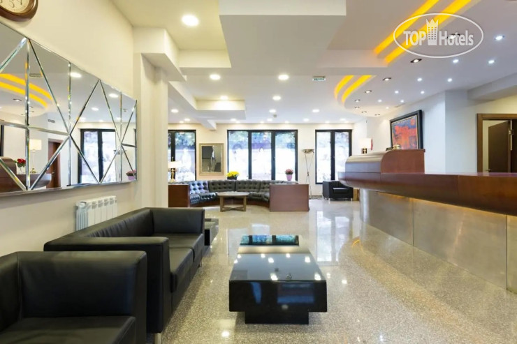 Hotelier's photos Hotel Sterling Garni 4*