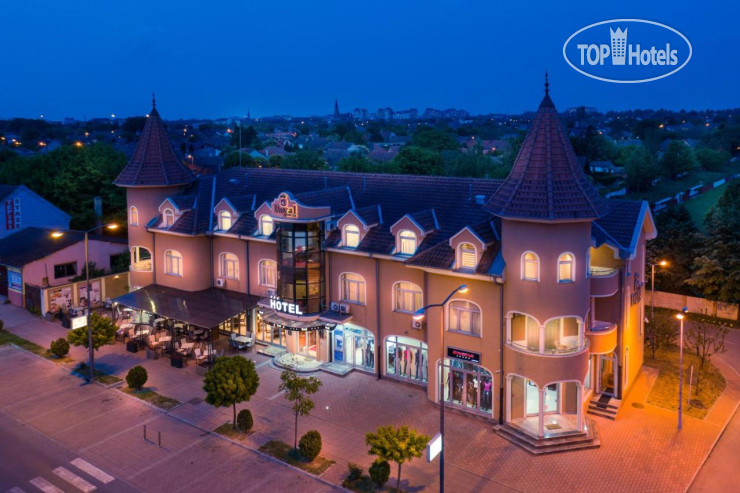 New photos from tourists Royal Crown 3*
