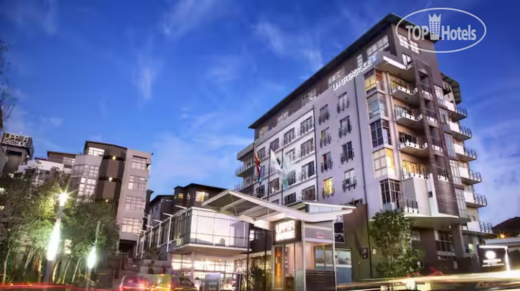 Hotel photo DoubleTree by Hilton Cape Town Upper Eastside 4*