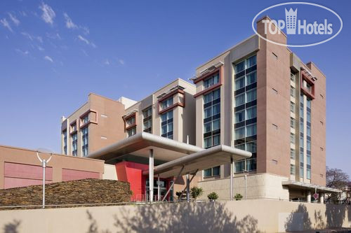 Hotel photo Crowne Plaza Johannesburg-The Rosebank 4*