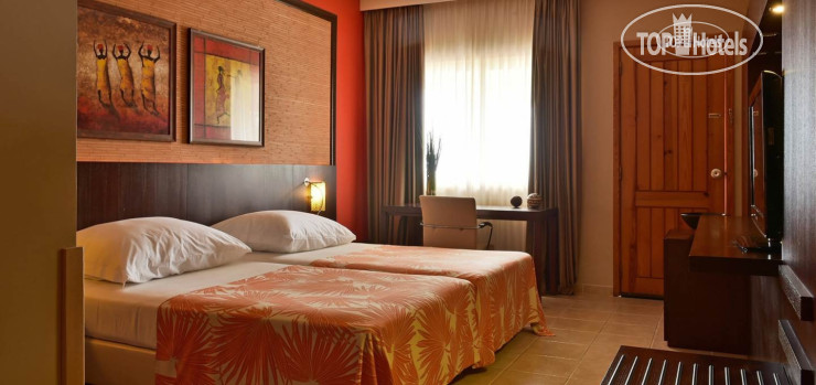 New photos from tourists Pestana Tropico 4*