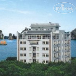 Фото Hidden Charm