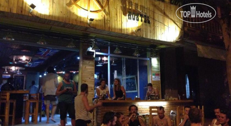 Фото Buffalo Pub & Hostel