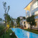Photos B Hotel