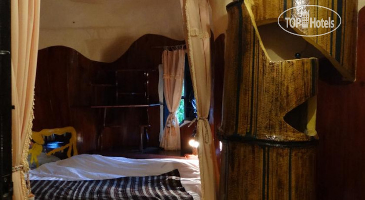 New photos from tourists Crazy House (Hang Nga Guesthouse)