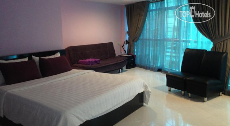 New photos from tourists Purple House 2*
