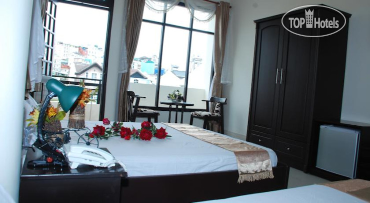 New photos from tourists Paris Hotel 1*