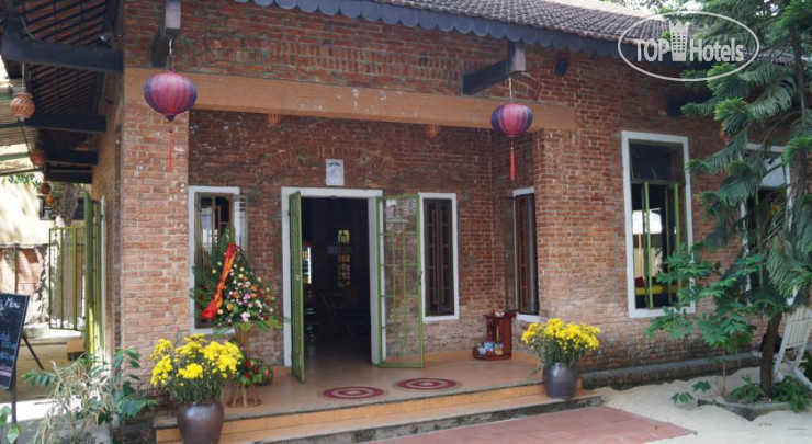 Hotelier's photos Oasis Bar And Hostel