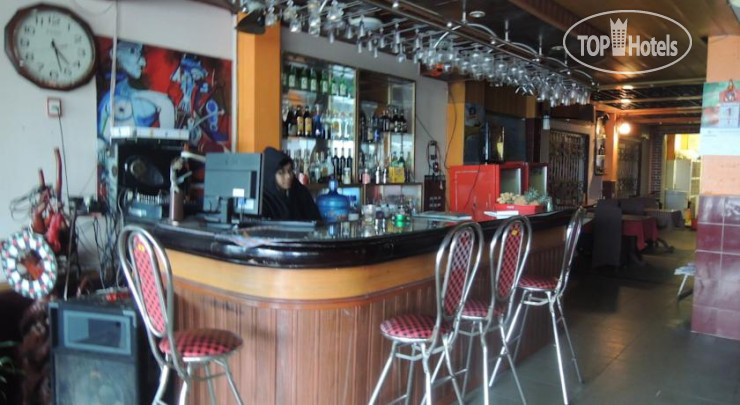 New photos from tourists Truc Lam Hotel