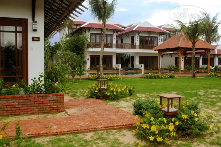 Hotelier's photos Hoi An Riverside Bamboo Resort 3*