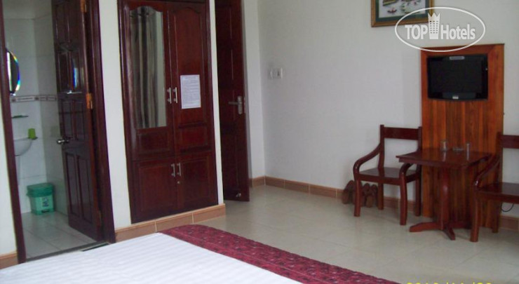 New photos from tourists LyLy Hotel