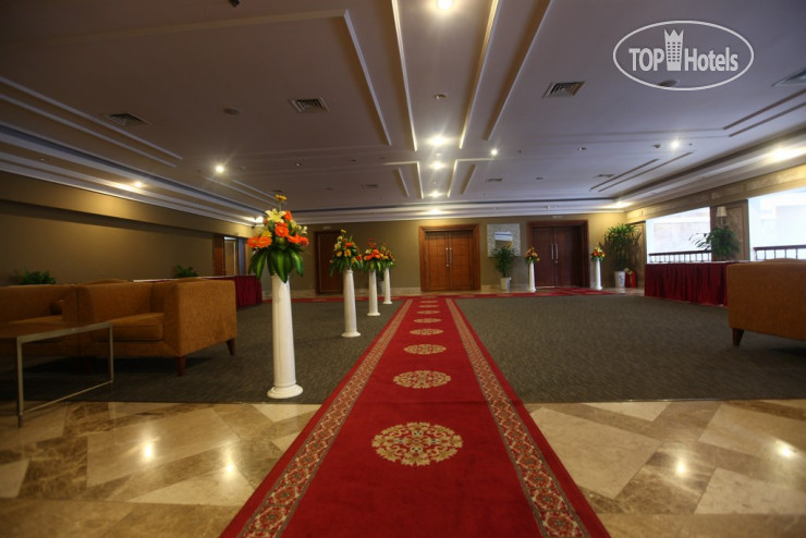 Hotel photo Petro Hotel 4*