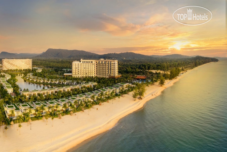 Hotel photo Movenpick Resort Waverly Phu Quoc 5*