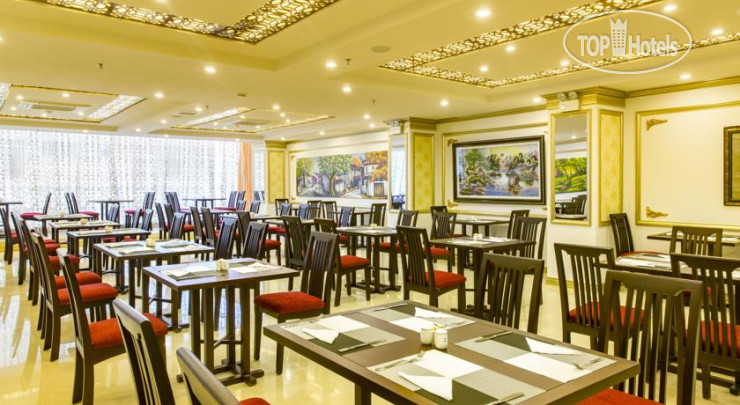 New photos from tourists Paris Hotel 3*